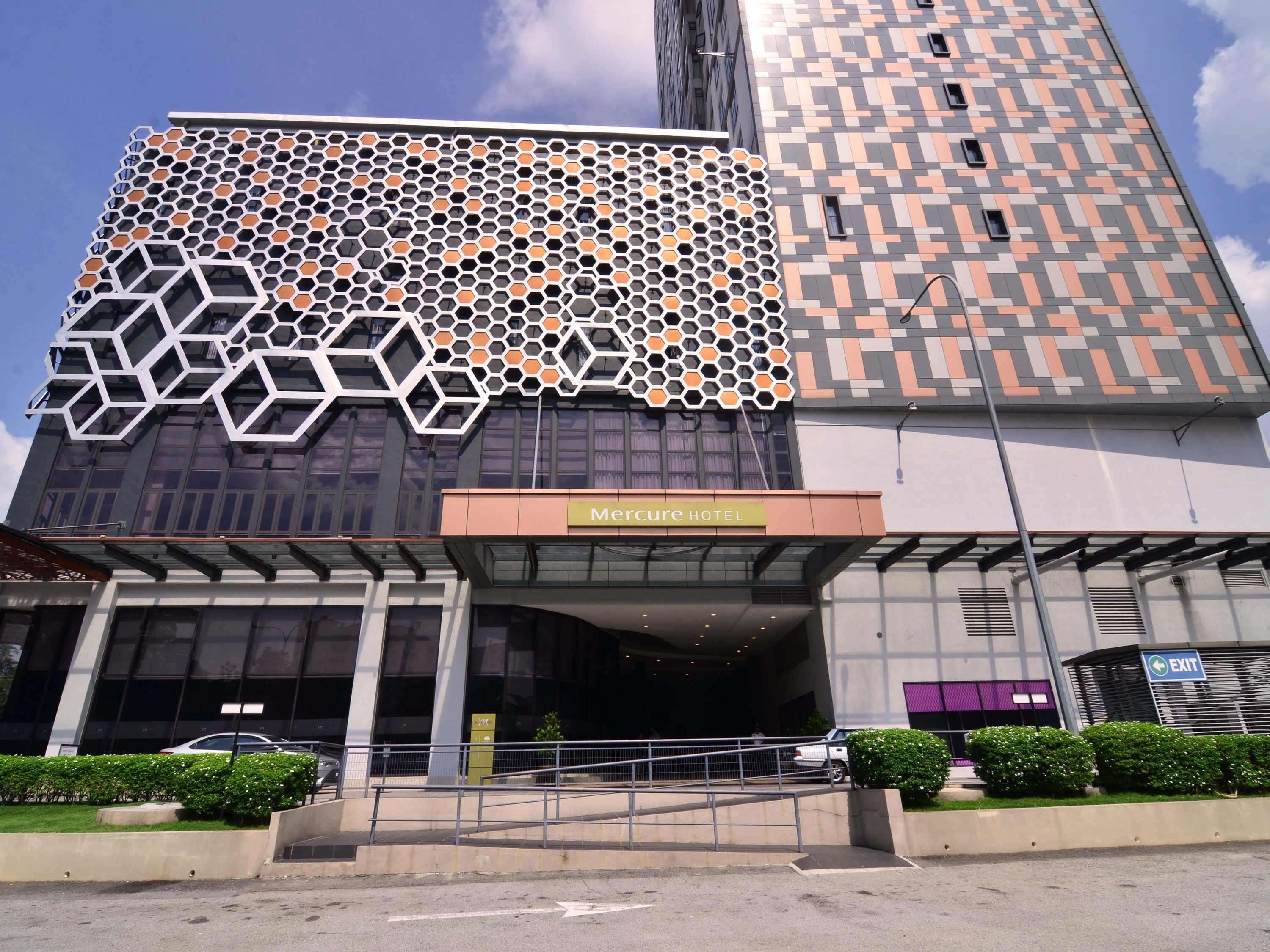 Batu Caves Mercure Selangor Selayang מראה חיצוני תמונה