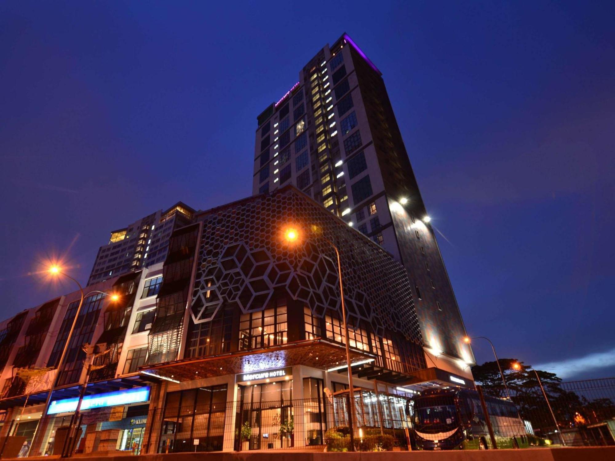 Batu Caves Mercure Selangor Selayang מראה חיצוני תמונה